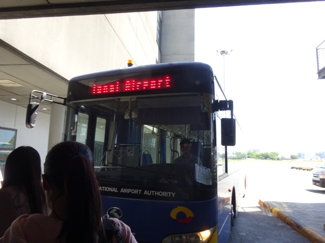Terminal Transferのバス