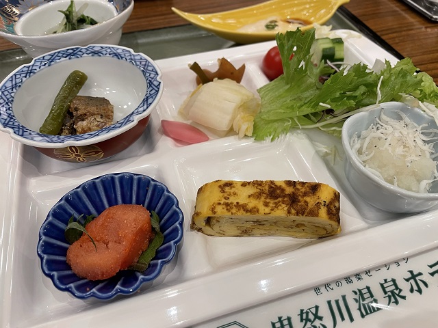 鬼怒川温泉ホテルの朝食ビュッフェ