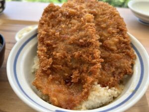 秩父のわらじかつどん